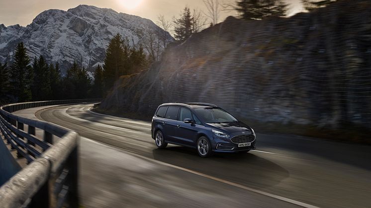 Ford S-MAX Galaxy Hybrid 2021
