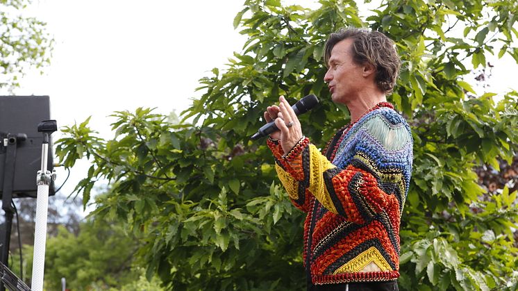 Petter A Stordalen invigningstalar.