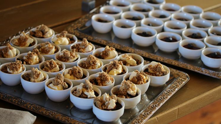 Kiviks Musteri serverar brunch varje helg i vår
