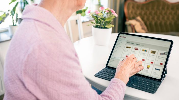 Digitala inköp av dagligvaror och måltider används i hemtjänsten i Kungsbacka.