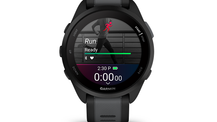 010-02863-20_04_Forerunner165_HR_black_front_0036_run_start
