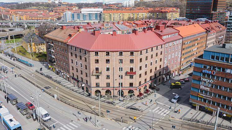 Två vackra fastigheter i Göteborgs centrala innerstad & två vårdfastigheter i Alingsås