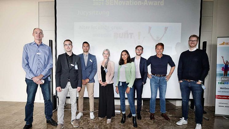 Die Finalistinnen und Finalisten des SENovation Award 2021. Foto: Benito Barajas/SIGNAL IDUNA
