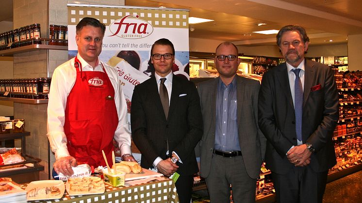 FRIA GÖR KUNGLIG SUCCÉ I LONDON  