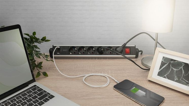 Product News: Fast charging instead of long searches 