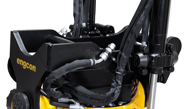 EC214 – ny tiltrotator til gravemaskiner 9–14 tons