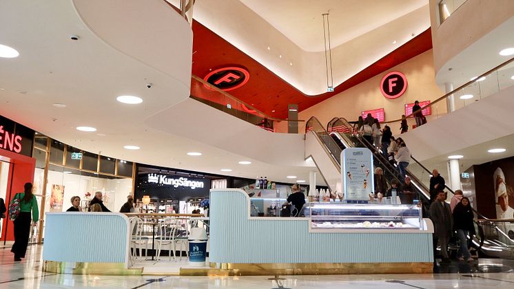 Lejonet & Björnen, Mall Of Scandinavia