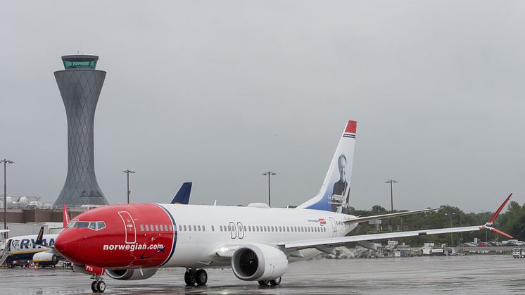 Norwegian 737 MAX - Sir Freddie Laker at Edinburgh