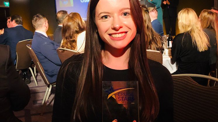 Fred. Olsen Cruise Lines’ Marketing Executive Terri Overett receives national accolade at ‘Cruise Stars Awards 2018’