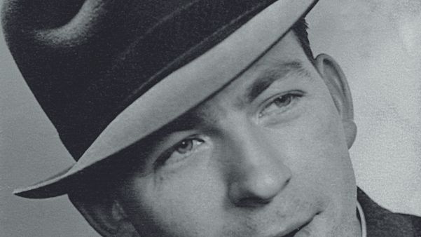 Historia - 1942 - En ny tid och nytt namn