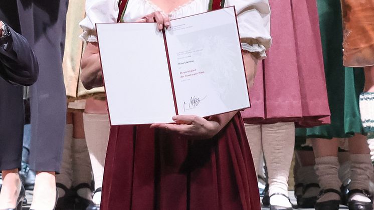 Nina Stemme hedersmedlem i Wien