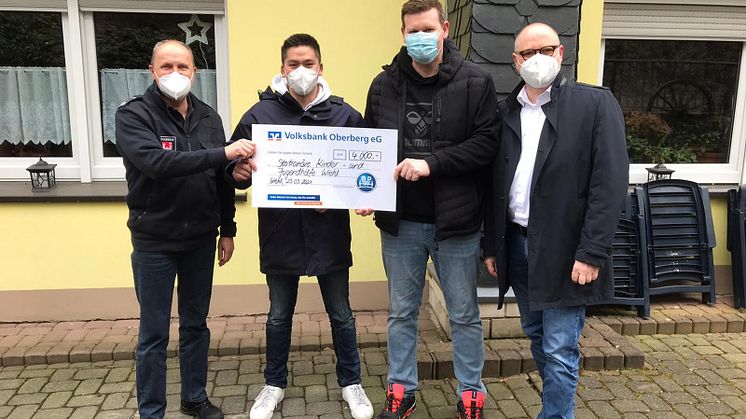 Die Stationäre Kinder- und Jugendhilfe Wiehl freut sich über die großzügige Spende von BPW. 