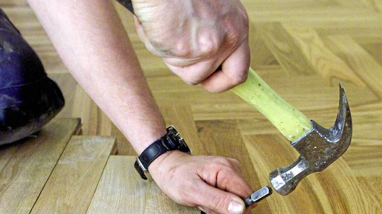 Sverige måste inse värdet av yrkesutbildningar, skriver Golvbranschens VD. Foto Jack Mikrut/TT