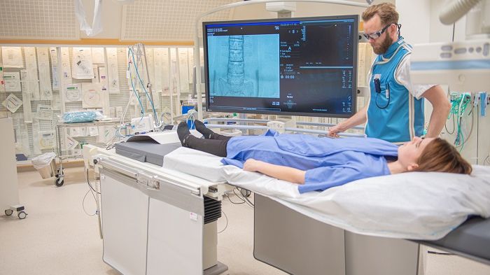 Gillar du kombinationen teknik, vård och mänskliga möten? 