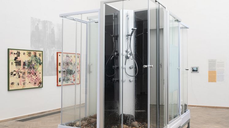 Simon Dybbroe Møller, Local Showers, 2023.