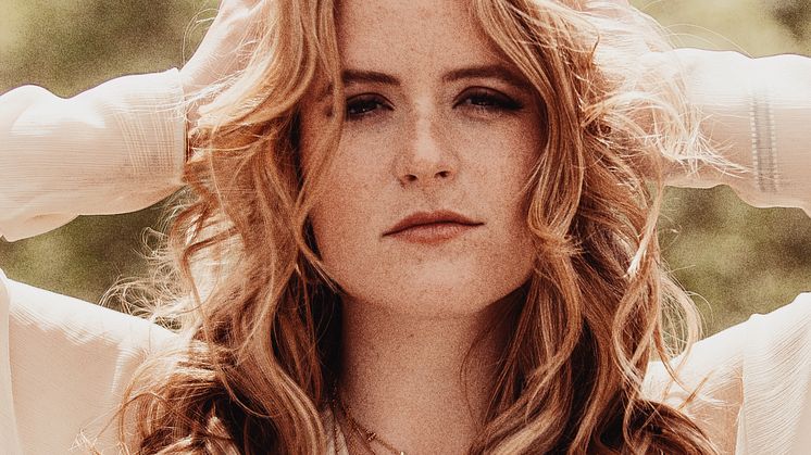 2021 ser ut att bli ett genombrottsår för svensk-amerikanska singer-songwritern Lexi Berg