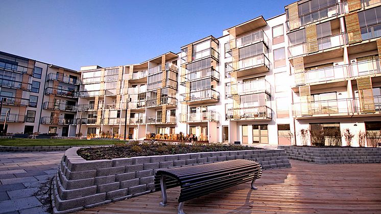 Helsingborgshem säljer 77 lägenheter på Kullavägen och 7 radhus på Majorsgatan i stadsdelen Ringstorp till Rikshem. Försäljningsintäkterna på 204 mkr är med och möjliggör den omfattande stadsdelsutveckling som genomförs de närmaste åren.