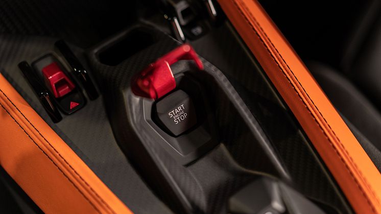 Lamborghini Revuelto