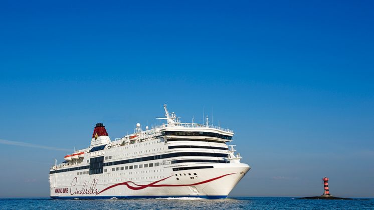 Viking Line avskaffar krav på covidpass och öppnar upp underhållningen på Viking Cinderella