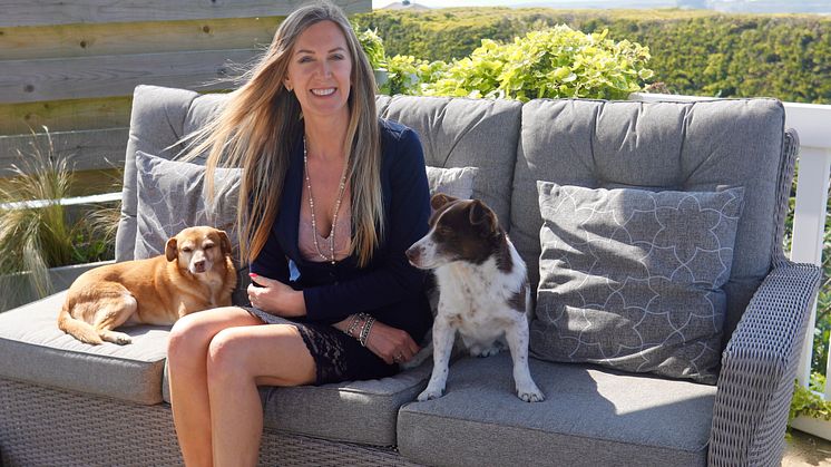 So grateful: Julie Dryburgh with her dogs Gracie and Charlie