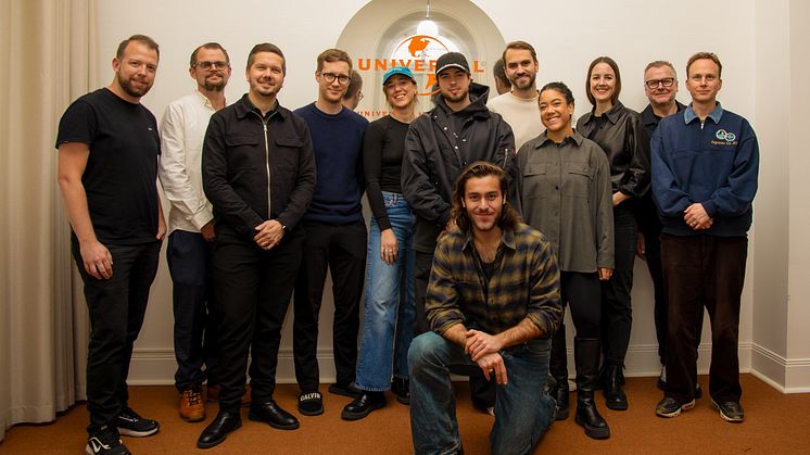 Bilden från vänster: Niklas Torsell, Mikael Wadström, Joakim Johansson, Marcus Lackmann, Katinka Roos, Tim Collins, Ted Cribon, Cherie Glover, Johanna Hoffman, Leif Käck, Henrik Hansson 