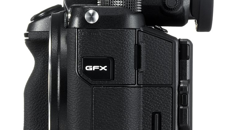 GFX 50S left side with EVF