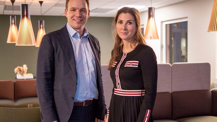 Caroline Hordvik, Azets Consultingin toimitusjohtaja ja Runar Leite, Azets Norjan toimitusjohtaja  