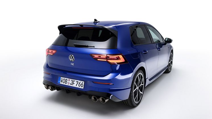 Golf R