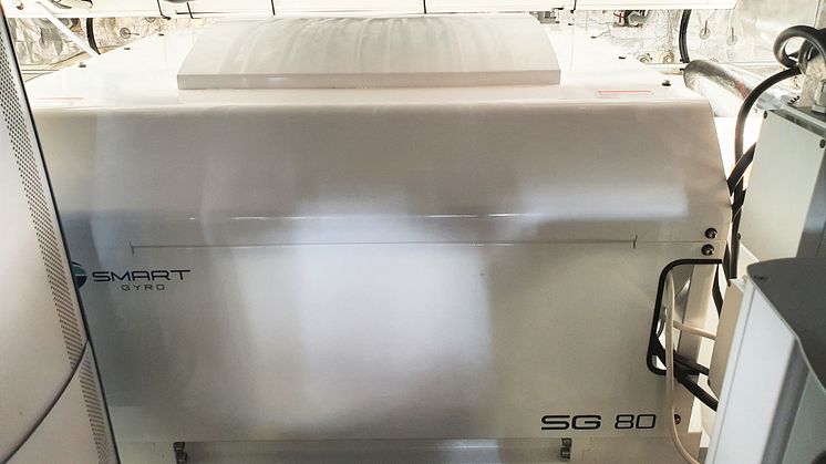 Smartgyro - Smartgyro SG80 gyro stabilizer onboard the Mangusta 92 superyacht (2).jpg