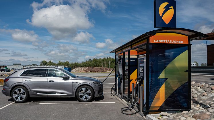 Bilde: Recharge ladestasjon. 