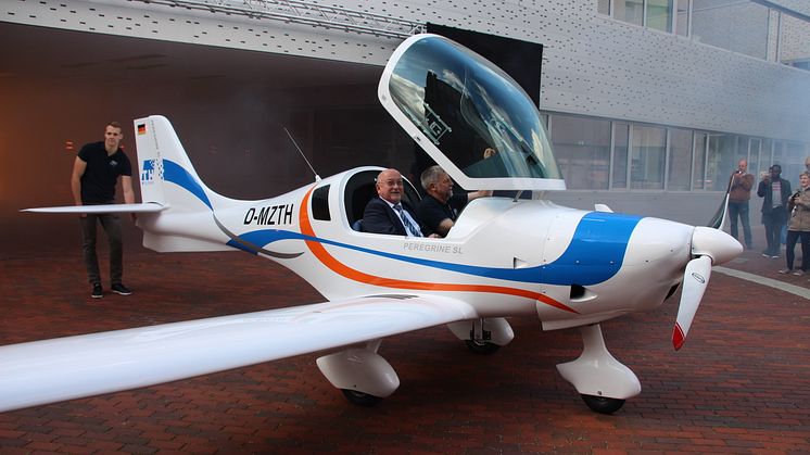 Seit dem 22. September 2017 ergänzt ein Ultraleichtflugzeug das Programm der luftfahrttechnischen Lehre und Forschung an der TH Wildau um eine bemannte Komponente.