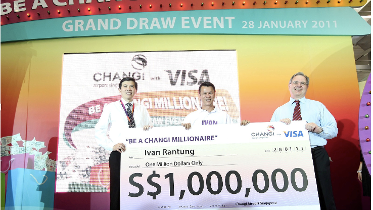 Former Radio DJ Ivan Rantung made a Millionaire at Changi Airport