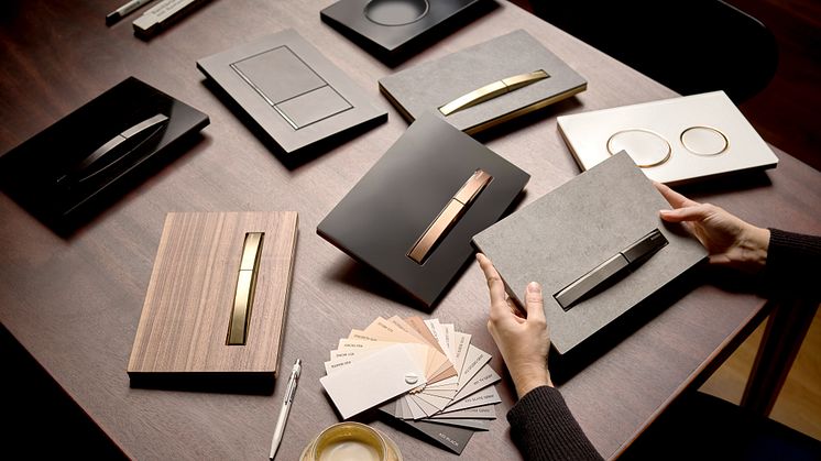 Nya designval för spolplattor: De nya färgerna och materialen i Sigma20, Sigma21, Sigma30 och Sigma50 spolplattor kan göra en liten men viktig skillnad i badrummet. Foto: Geberit