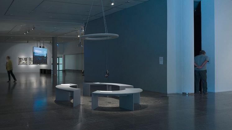 Installationsbild från utställningen Drone Vision på Hasselblad Center. Foto: Cecilia Sandblom