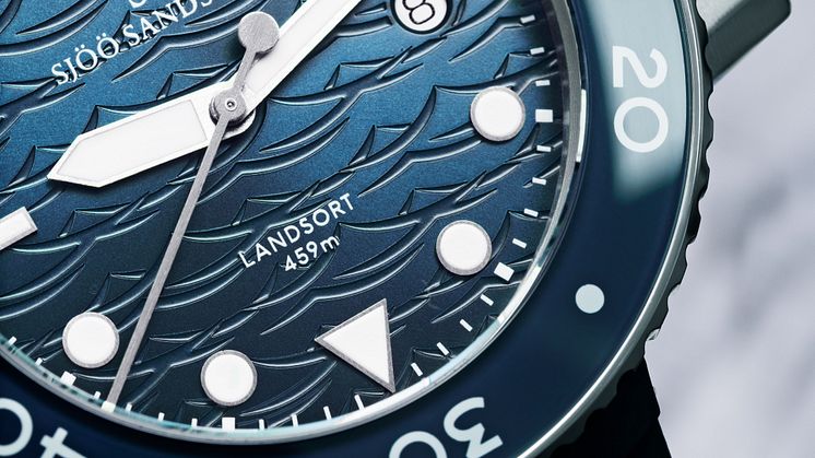 Landsort D4 Blue close-up