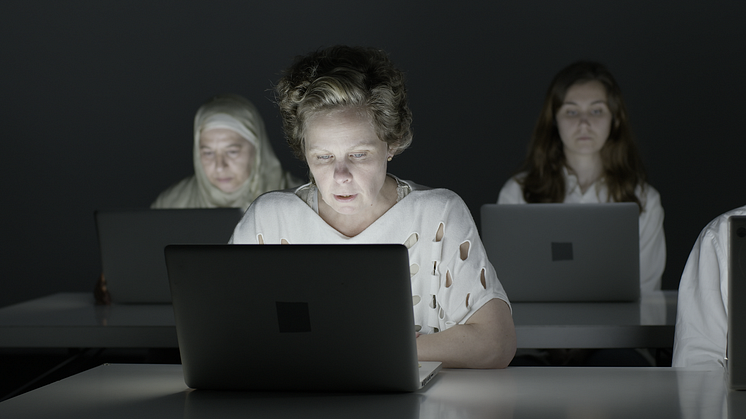 Pressbild 3: Rainbow in the Dark