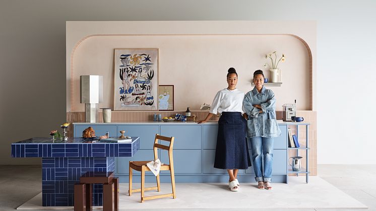 Vedum presenterar samarbete med kreativ designduo: vill få fler att inreda färgstarkt och personligt  