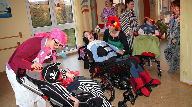 Bärenherz feiert Fasching im Seepark Auenhain