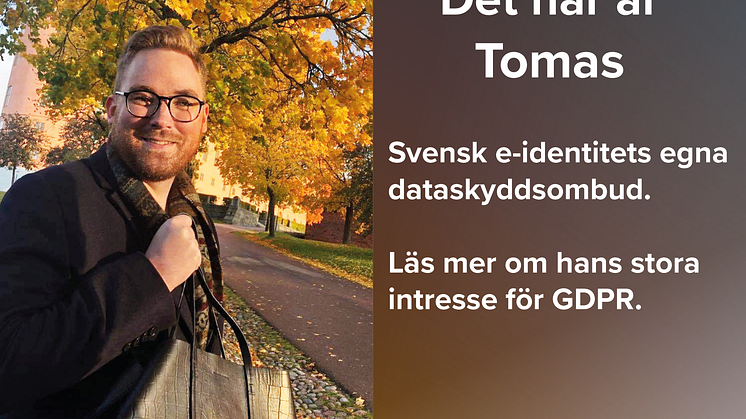 Bild på Tomas Algotsson framför slottet i Uppsala