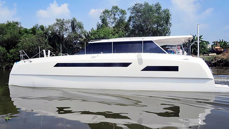 VETUS - Max Cruise in water lightened.jpg