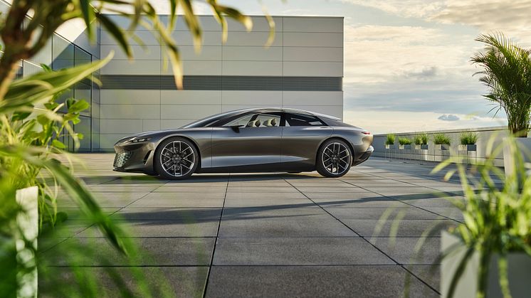 Audi grandsphere concept