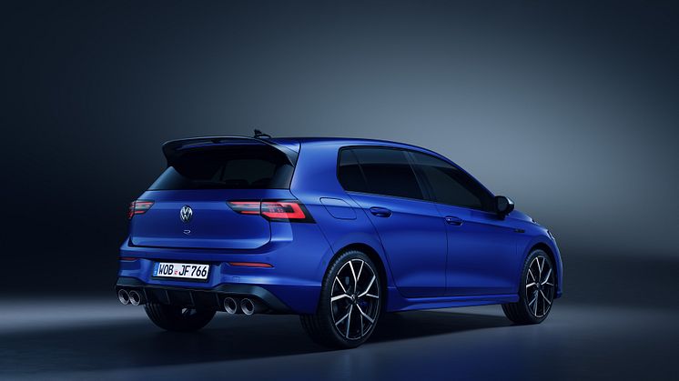 Golf R