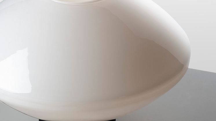 Bordlampe 4280 i hvit opal