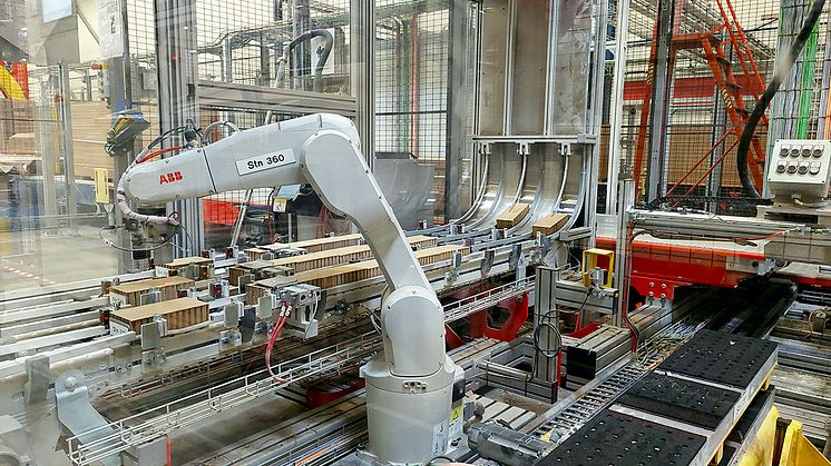 Automatiserad matare på Spaljistens wellpallslinje