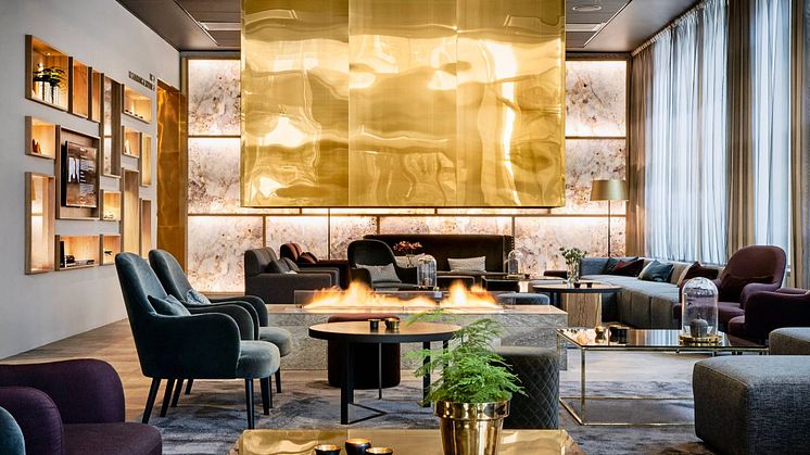 Lobby med internationell atmosfär