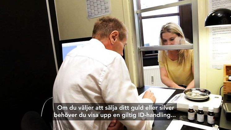Att sälja guld i en GuldAdam-butik