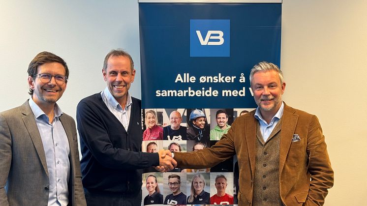 F.v.  Leder Forretningsområde Proff i VB Gruppen, Morten Erichsen, Partneransvarlig i If, Bjarne Harkinn og Leder for salg og marked, Børge Aanestad. 