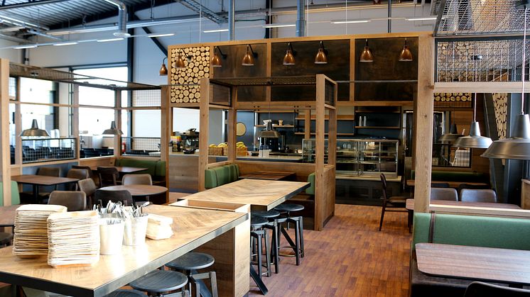 café