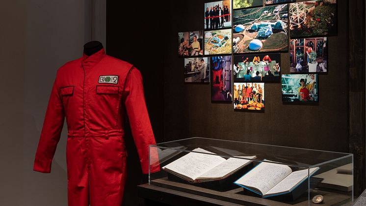 Material from Biosphere 2, boilersuit, photos, log book, medal, 1991-1994