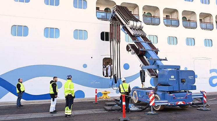 Photo AIDA Cruises: Copenhagen_shore_power_opening_AIDAnova6.JPG